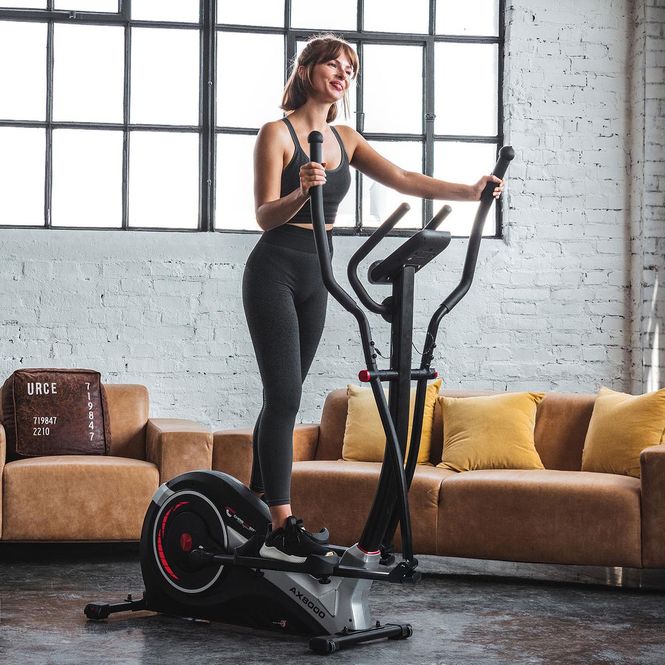 Hovedbilde AX 8000 Ellipsemaskin